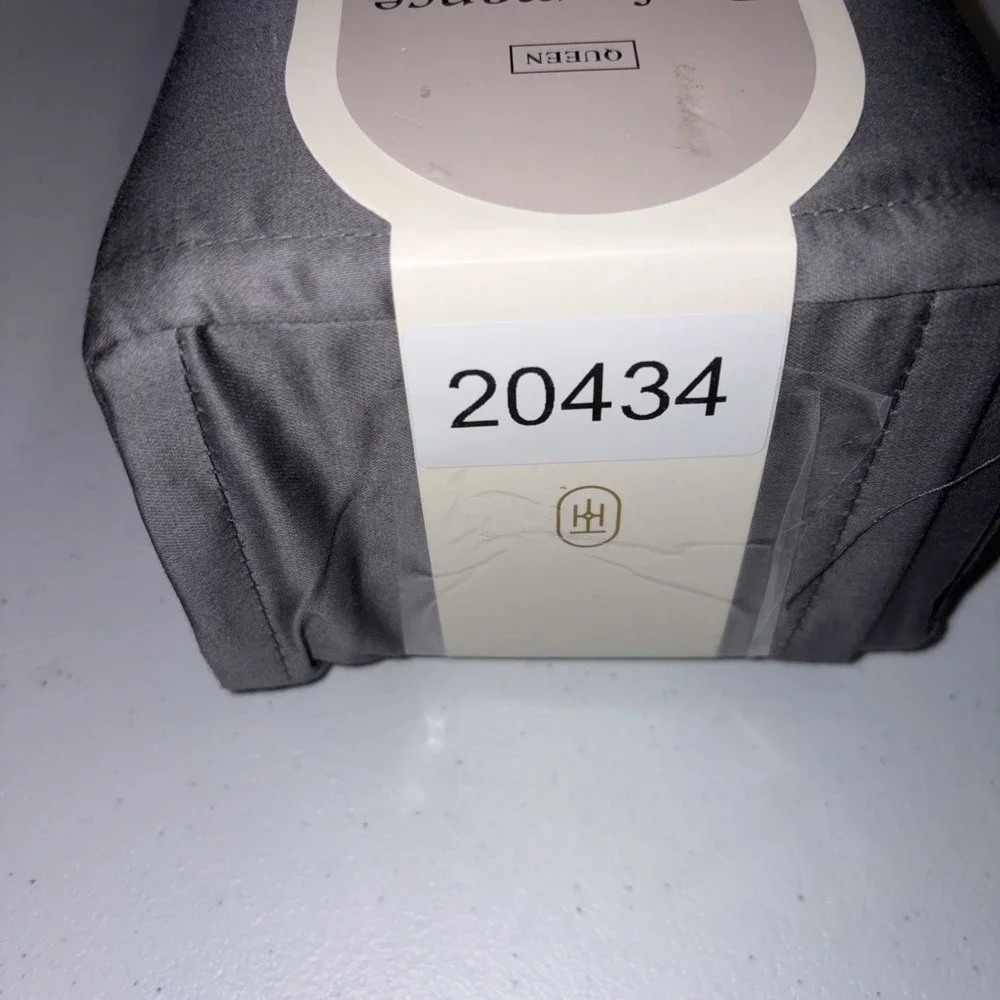 Threshold Queen Size 400 Thread Count Performance Flat Sheet - Radiant Gray
